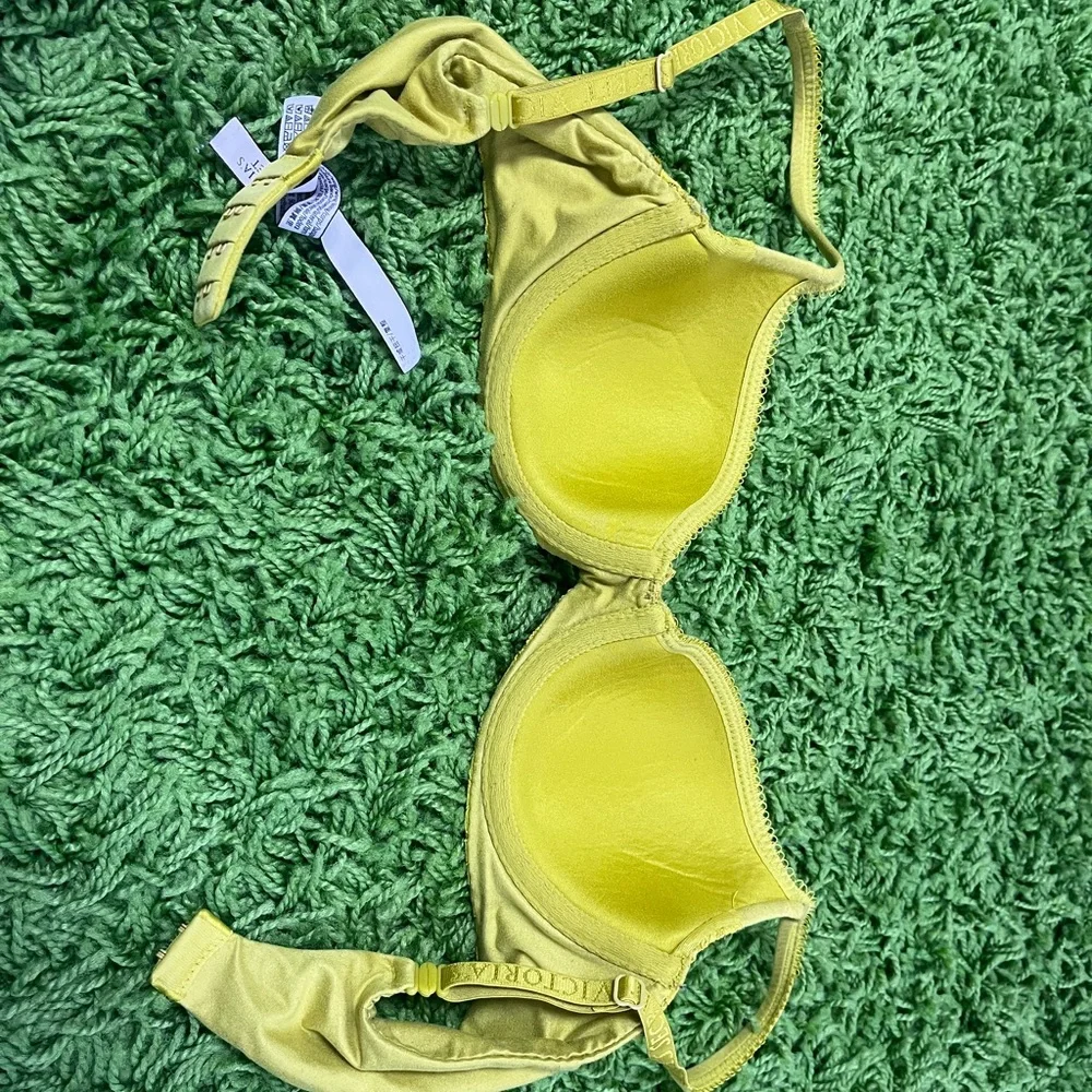 I 💗 OFFERS! Victoria's Secret Lace Bra - Vibrant Yellow - Picture 2 of 6